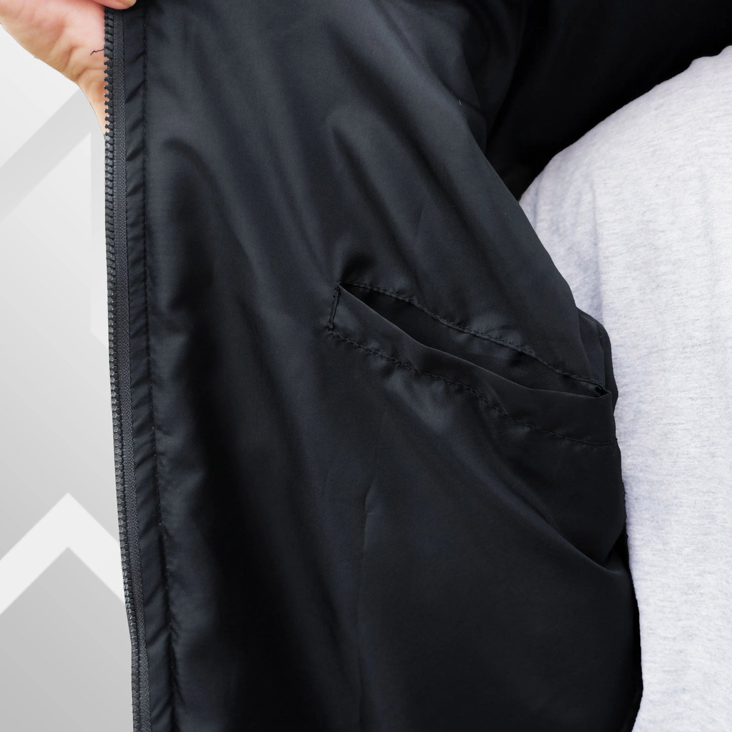 Vest 01 Hikemore