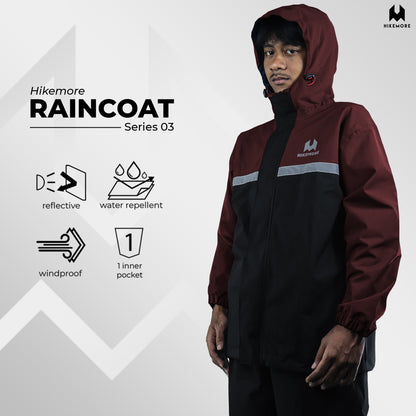 Hikemore Raincoat 03