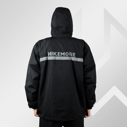 Hikemore Raincoat 02